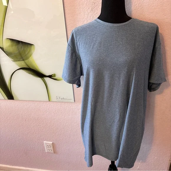 Shirt size XL - Picture 1 of 4